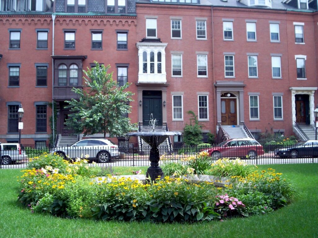 Best affordable neighborhoods in Boston for young professionals