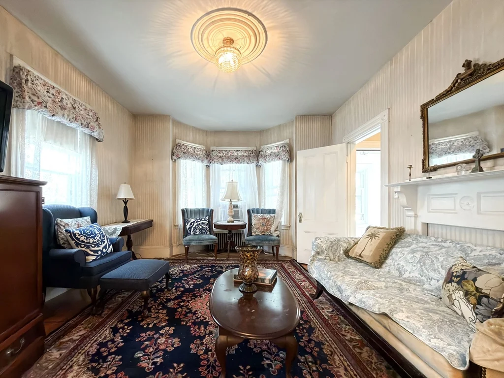 29 Wigglesworth St, Somerville MA 02145 - Photo 4