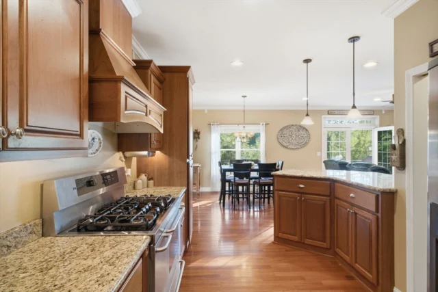 33 Park Terrace, Dracut MA 01826 - Preview 12