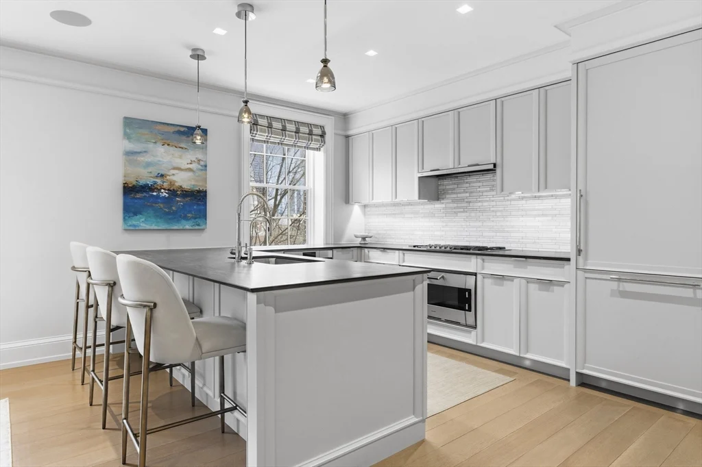 25 Beacon Street # 4, Boston MA 02108 - Photo 13