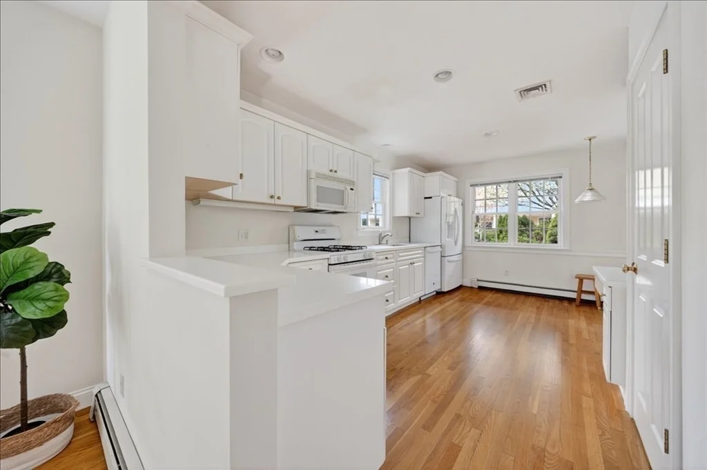 14 Whiting Lane # 14, Hingham MA 02043 - Photo 17