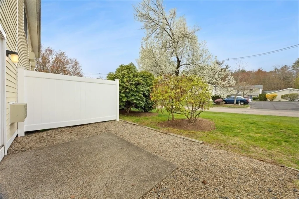 14 Nancy Road # 8, Easton MA 02375 - Photo 5