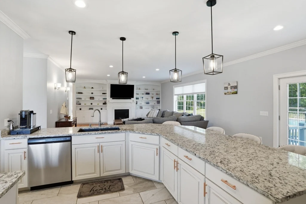 5 Kyles Ct, Swansea MA 02777 - Photo 6