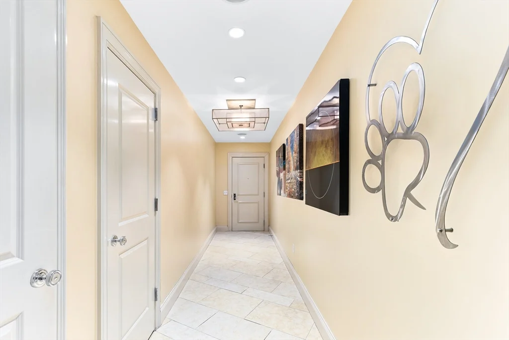 100 Belvidere St # 4C, Boston MA 02116 - Photo 3