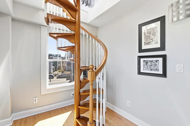 35 Middle St. # 4, Boston MA 02127 - Preview 16