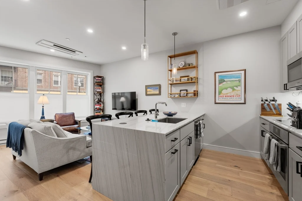 471 Hanover St # 2, Boston MA 02113 - Photo 7