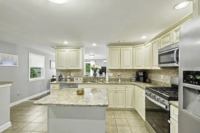 58 Wedgewood Dr, Holliston MA 01746 - Preview 22