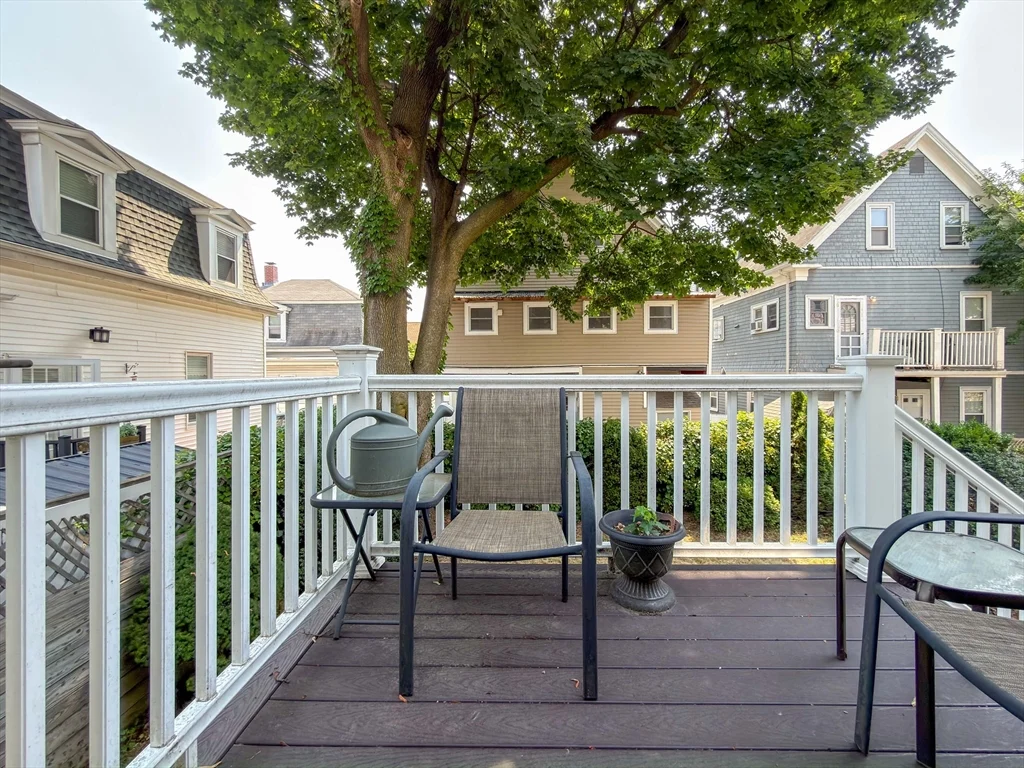 29 Wigglesworth St, Somerville MA 02145 - Photo 9