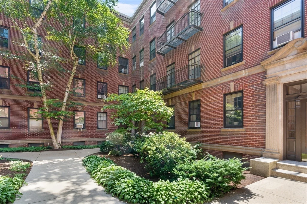 42 Linnaean Street # 2, Cambridge MA 02138 - Photo 17