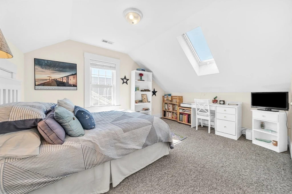 121 E Cottage St # 4, Boston MA 02125 - Photo 24