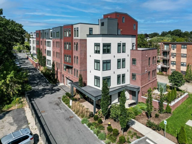 4945 Washington Street, Boston MA 02132 - Preview 1