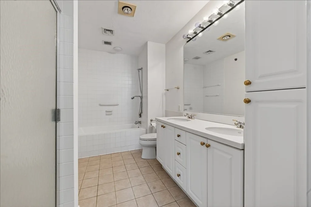 14 Whiting Lane # 14, Hingham MA 02043 - Photo 25