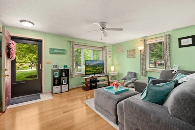 1601 Lewis O Gray Dr # 1601, Saugus MA 01906 - Preview 5