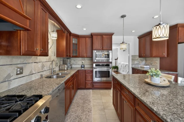 259 Lynch Ave, Somerset MA 02726 - Preview 7