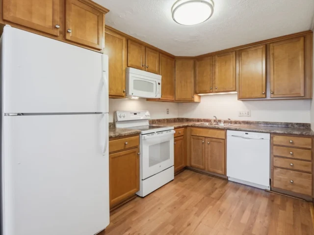12 Candlewood Ln # 1, Dennis MA 02639 - Preview 12