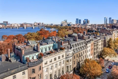 150 Beacon St