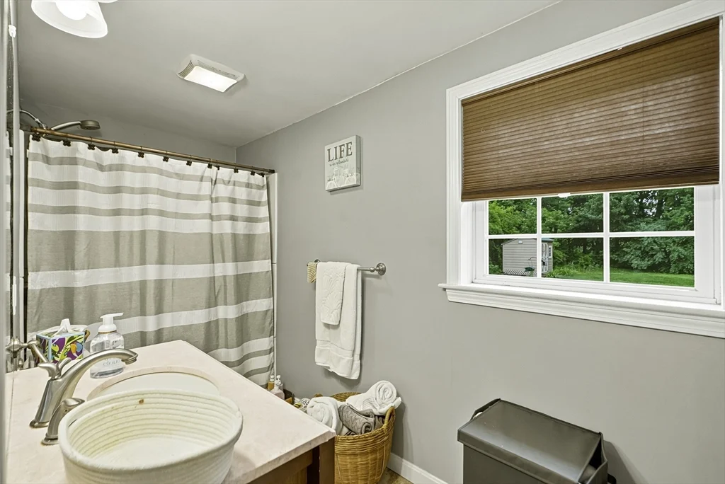 58 Wedgewood Dr, Holliston MA 01746 - Photo 34