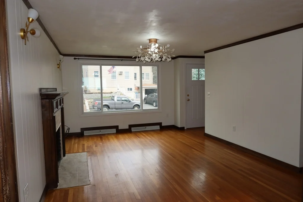 31 Mohawk, Burlington MA 01803 - Photo 8