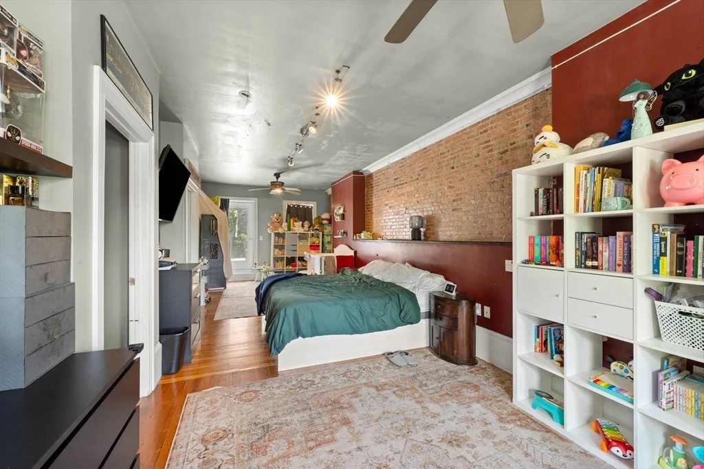 16 Perrin St, Boston MA 02119 - Photo 14