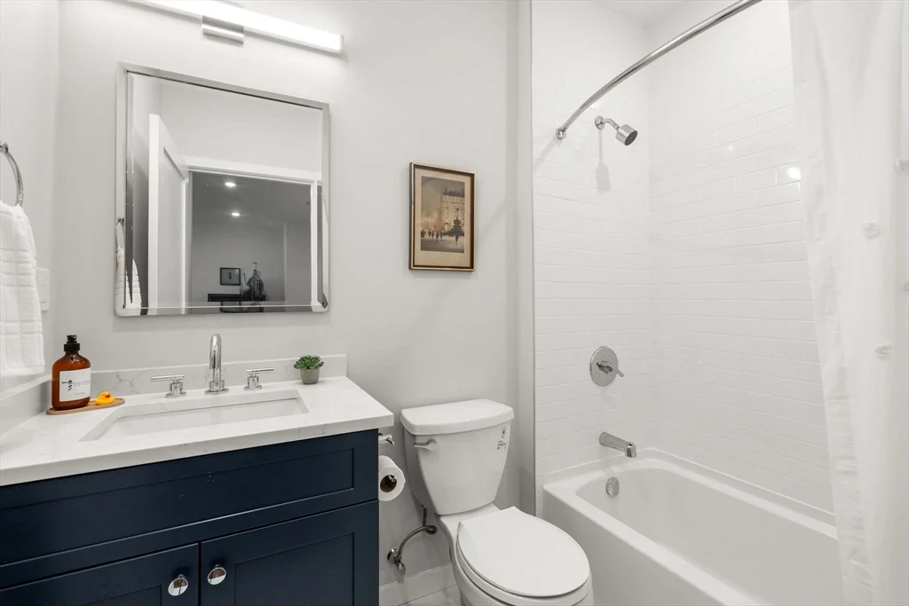 267 Old Colony # 510, Boston MA 02127 - Photo 16