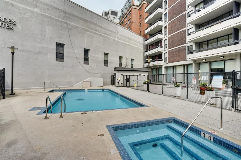 566 Commonwealth # 304, Boston MA 02215 - Photo 9