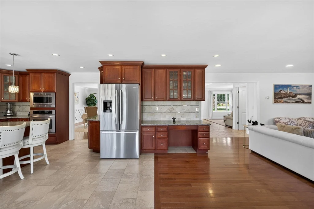 259 Lynch Ave, Somerset MA 02726 - Photo 5