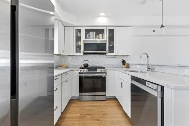 35 Middle St. # 4, Boston MA 02127 - Preview 3