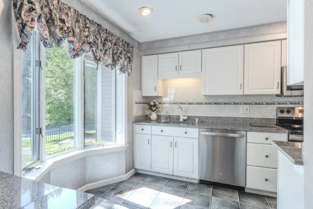 4105 Woodbridge Road # 4105, Peabody MA 01960 - Preview 3