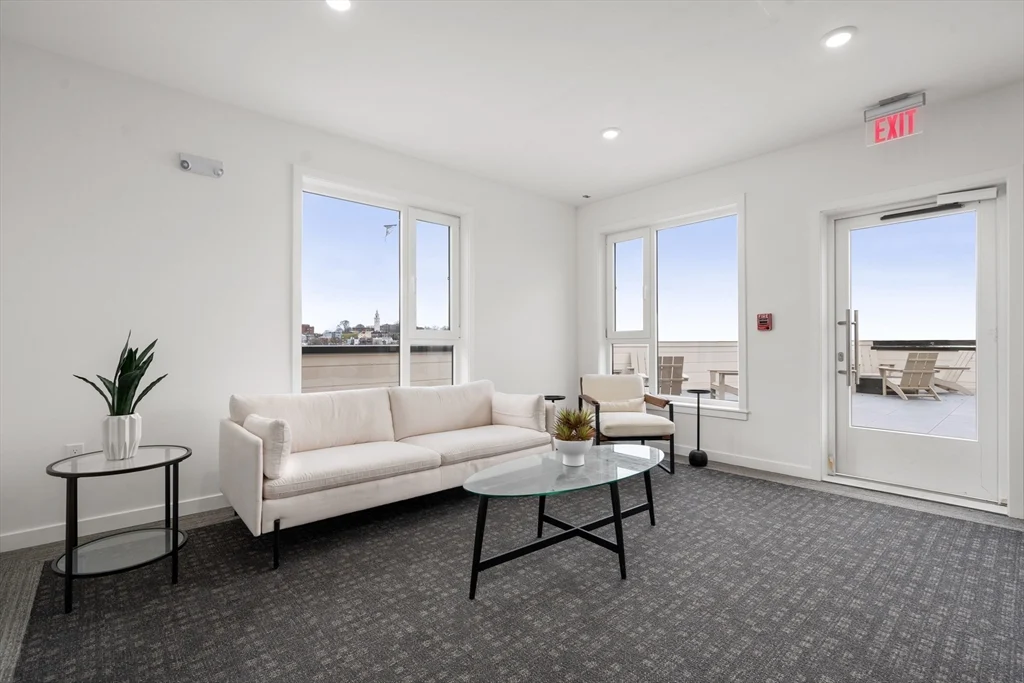 267 Old Colony # 510, Boston MA 02127 - Photo 22