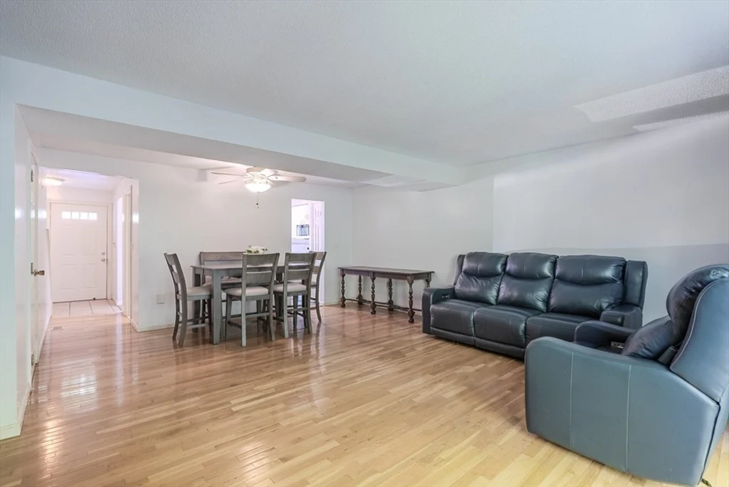 4105 Woodbridge Road # 4105, Peabody MA 01960 - Photo 6
