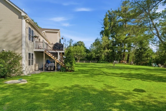 33 Park Terrace, Dracut MA 01826 - Preview 9