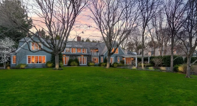 106 Fernwood Rd, Brookline MA 02467 - Preview 1