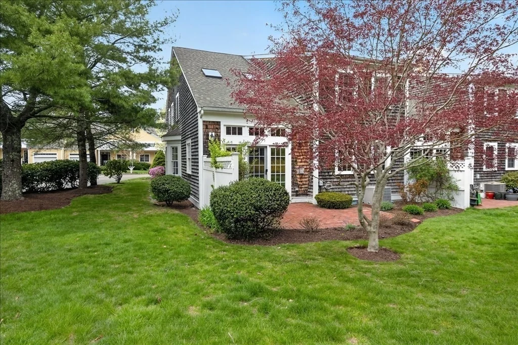 14 Whiting Lane # 14, Hingham MA 02043 - Photo 6