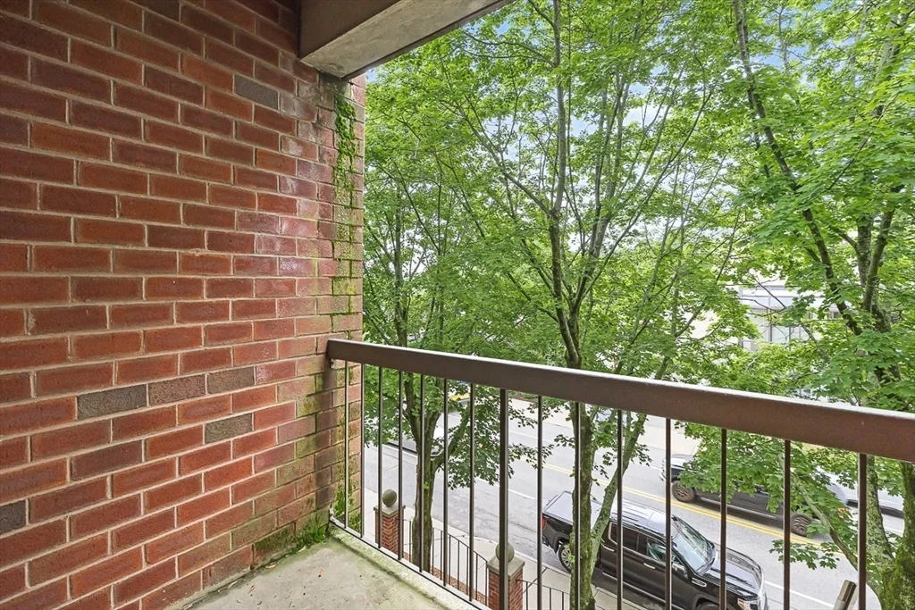 666 Main Street # 315, Winchester MA 01890 - Photo 28