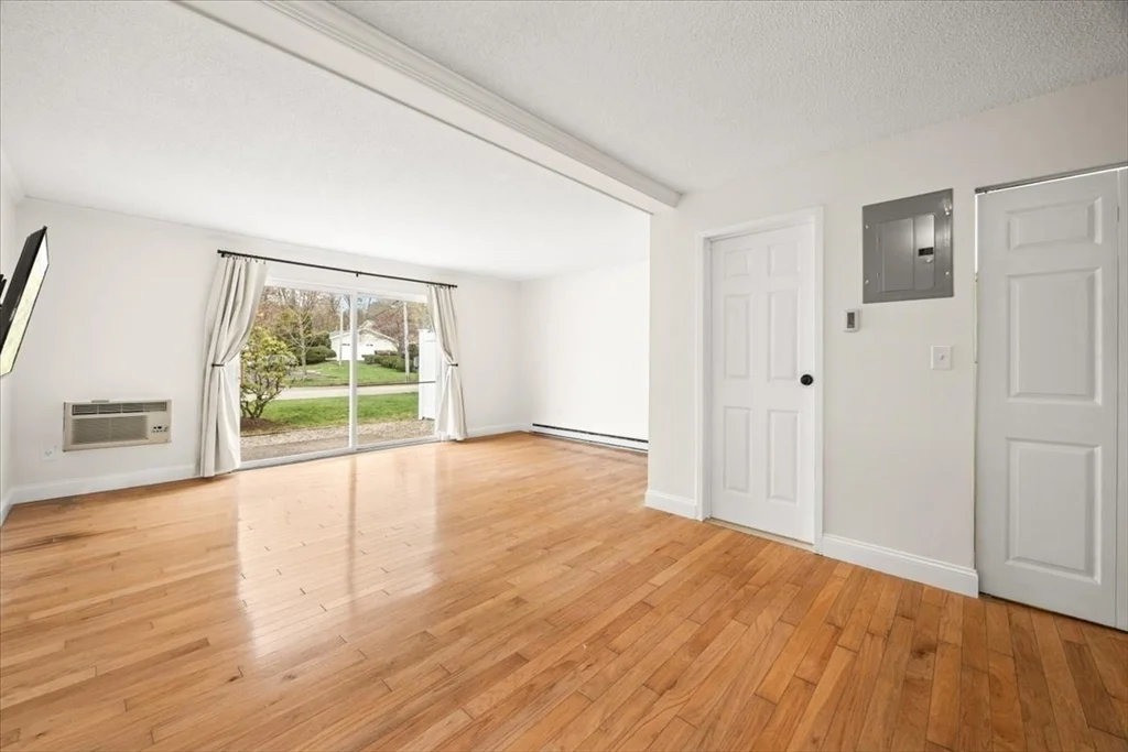 14 Nancy Road # 8, Easton MA 02375 - Photo 4