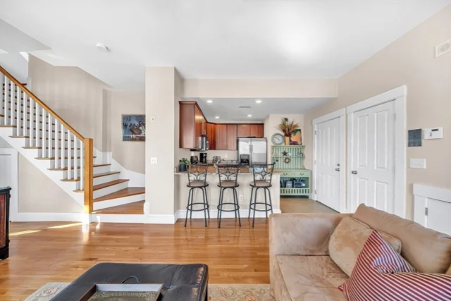 121 E Cottage St # 4, Boston MA 02125 - Preview 11