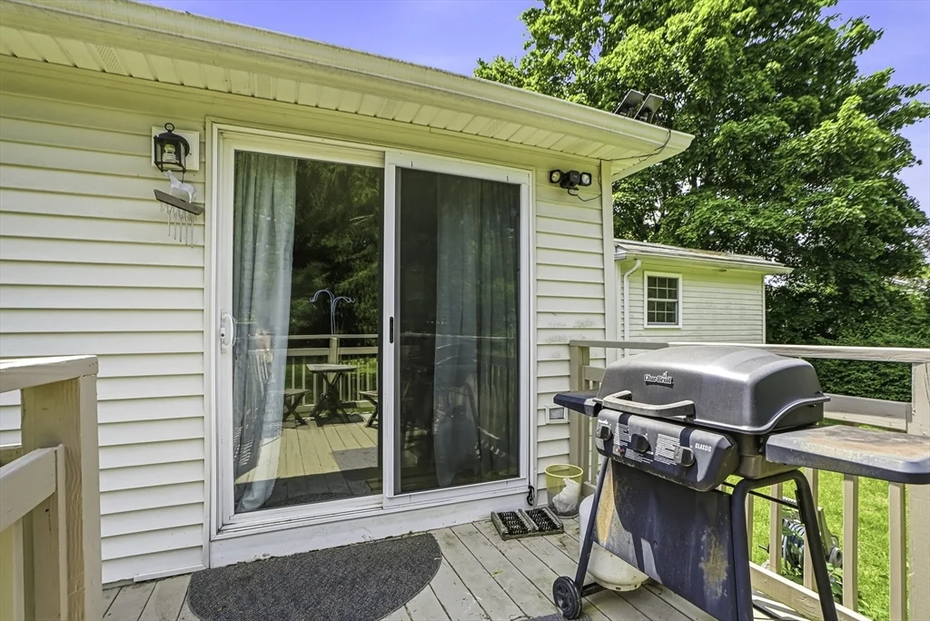 58 Wedgewood Dr, Holliston MA 01746 - Photo 14
