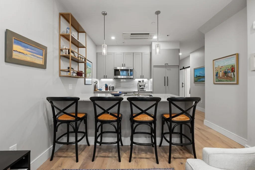 471 Hanover St # 2, Boston MA 02113 - Photo 4