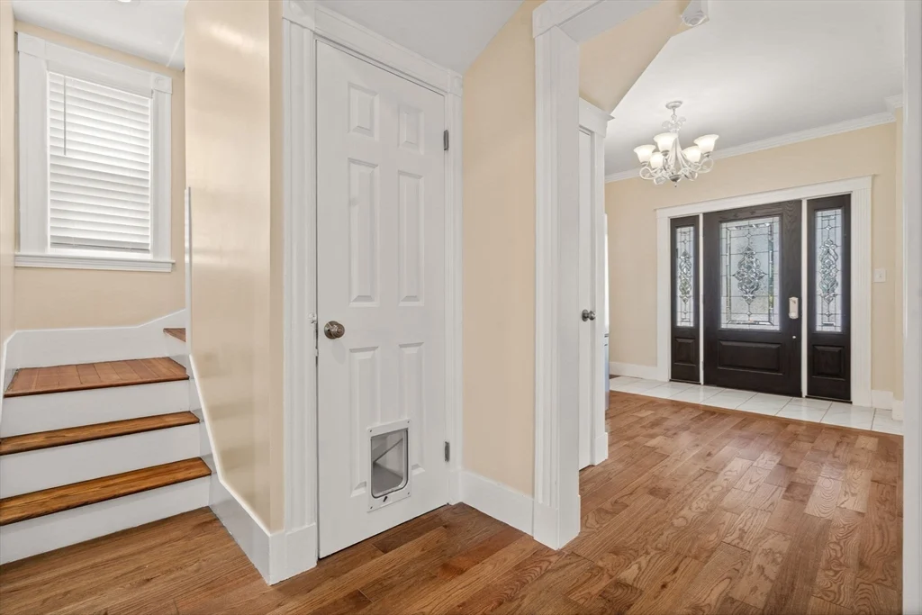 22 South Munroe Terrace, Boston MA 02122 - Photo 6