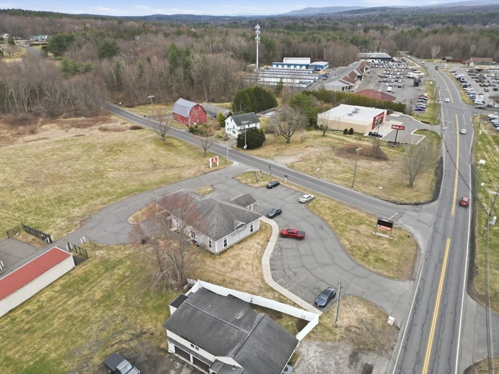 422 Main Street, Easthampton MA 01027 - Photo 8