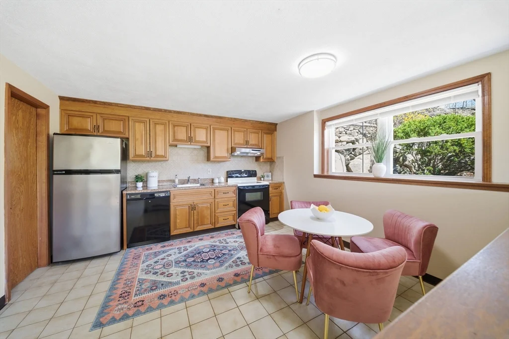 35 Mountain St # 35, Woburn MA 01801 - Photo 12