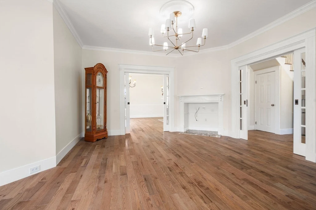 22 South Munroe Terrace, Boston MA 02122 - Photo 11