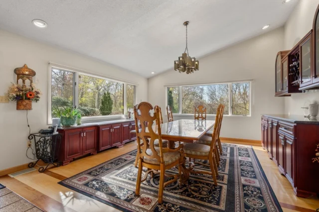 16 Wadsworth Ln, Dartmouth MA 02748 - Preview 9