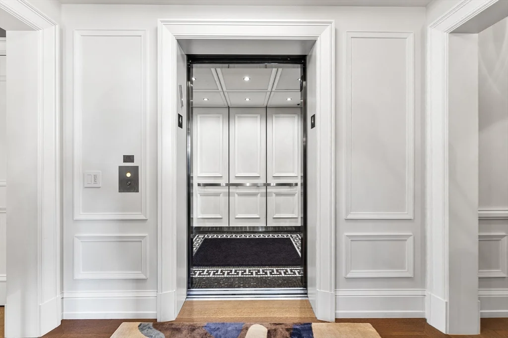 25 Beacon Street # 4, Boston MA 02108 - Photo 3