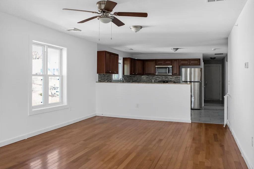 247 Pilgrim Ave # 3, Worcester MA 01604 - Photo 3