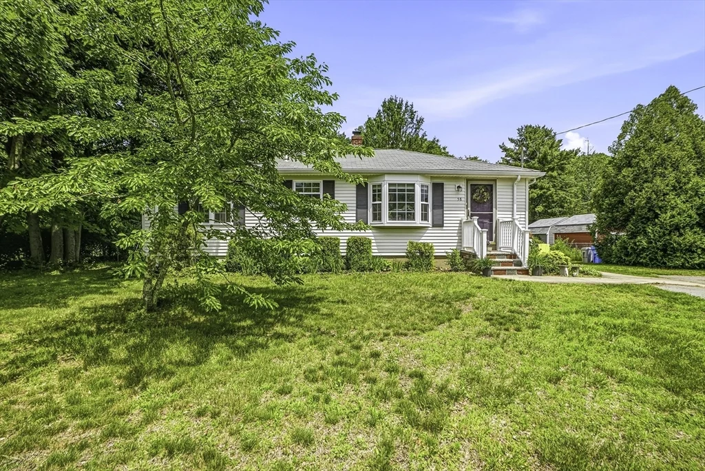 58 Wedgewood Dr, Holliston MA 01746 - Photo 4