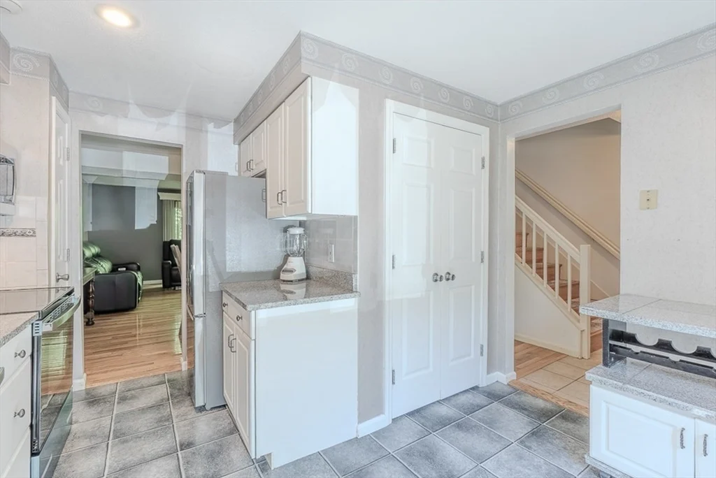 4105 Woodbridge Road # 4105, Peabody MA 01960 - Photo 5