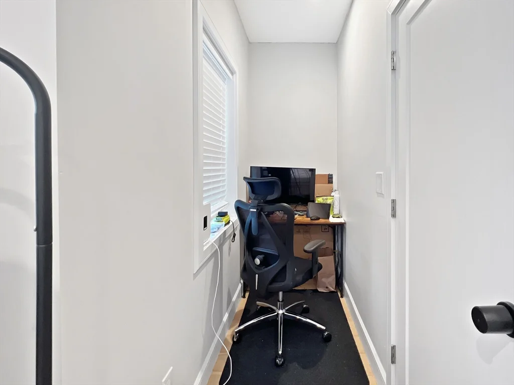 54-58 Robey St # 56, Boston MA 02119 - Photo 21