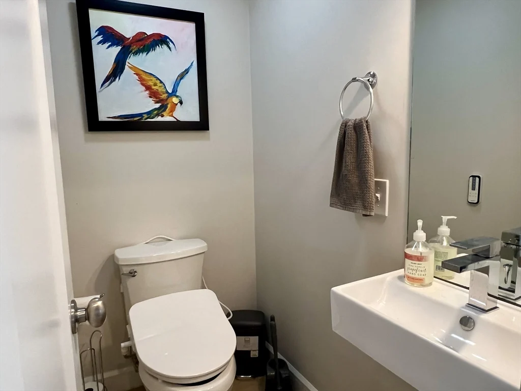 54-58 Robey St # 56, Boston MA 02119 - Photo 8