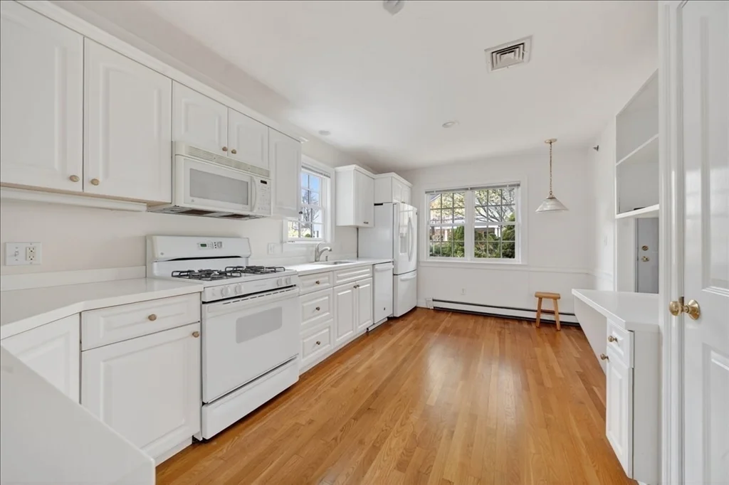 14 Whiting Lane # 14, Hingham MA 02043 - Photo 18